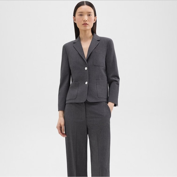 Like New Theory Good Wool Boxy Cropped Blazer in Charcoal, size 2 - Picture 3 of 11